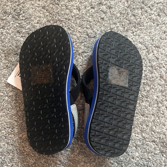 Billabong | NWT Little Boys Stoked Flip Flop Sandals - Picture 7 of 9